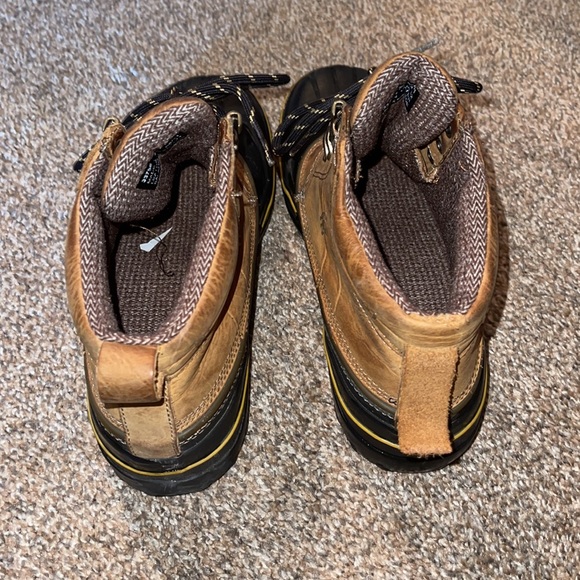Clarks duck boots - Picture 2 of 4